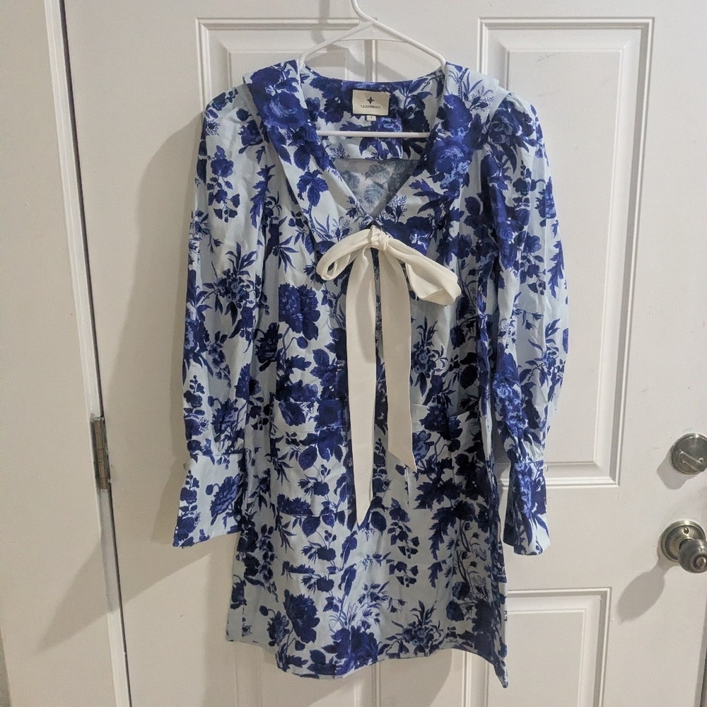 Tuckernuck Sapphire Della Bloom Dress - Picture 3 of 7